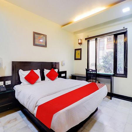 Oyo Flagship Hotel Rudra Palace Agra  Ngoại thất bức ảnh