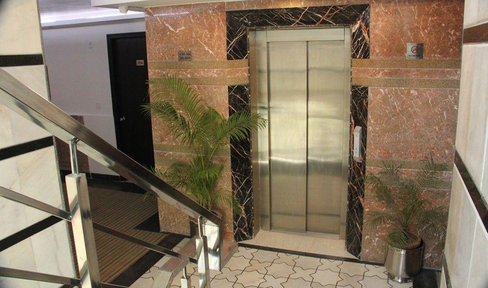 Oyo Flagship Hotel Rudra Palace Agra  Ngoại thất bức ảnh