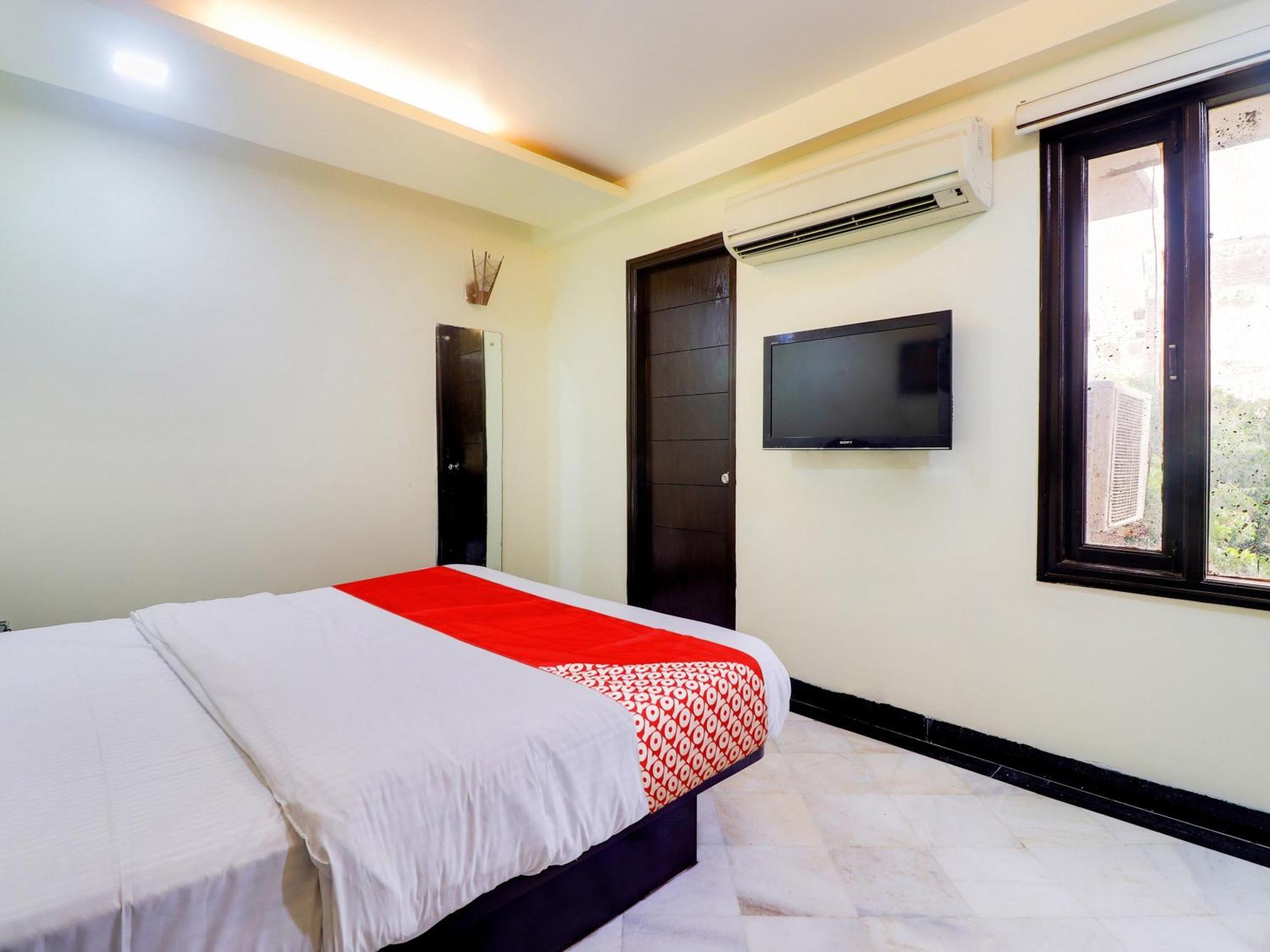 Oyo Flagship Hotel Rudra Palace Agra  Ngoại thất bức ảnh
