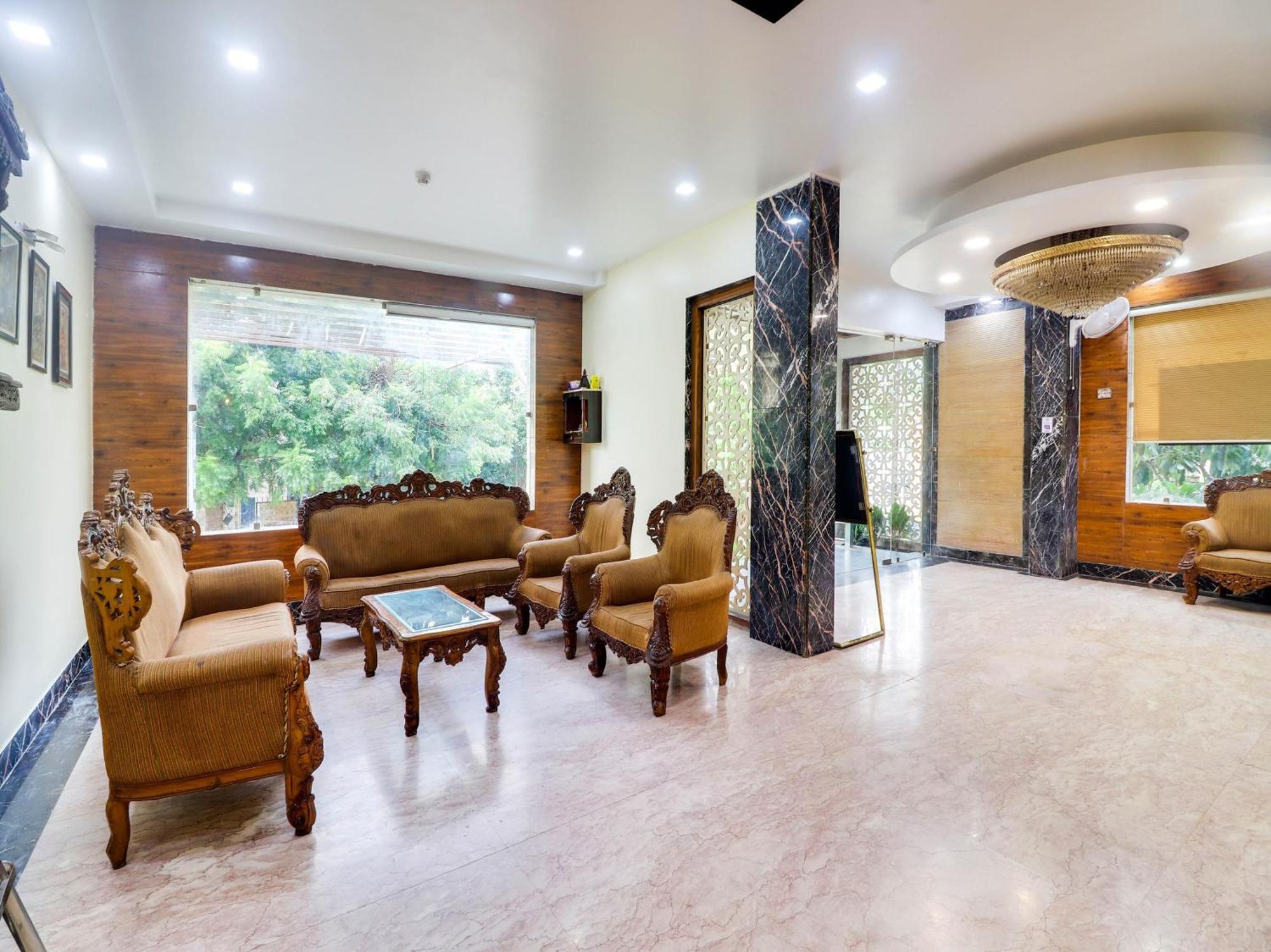 Oyo Flagship Hotel Rudra Palace Agra  Ngoại thất bức ảnh
