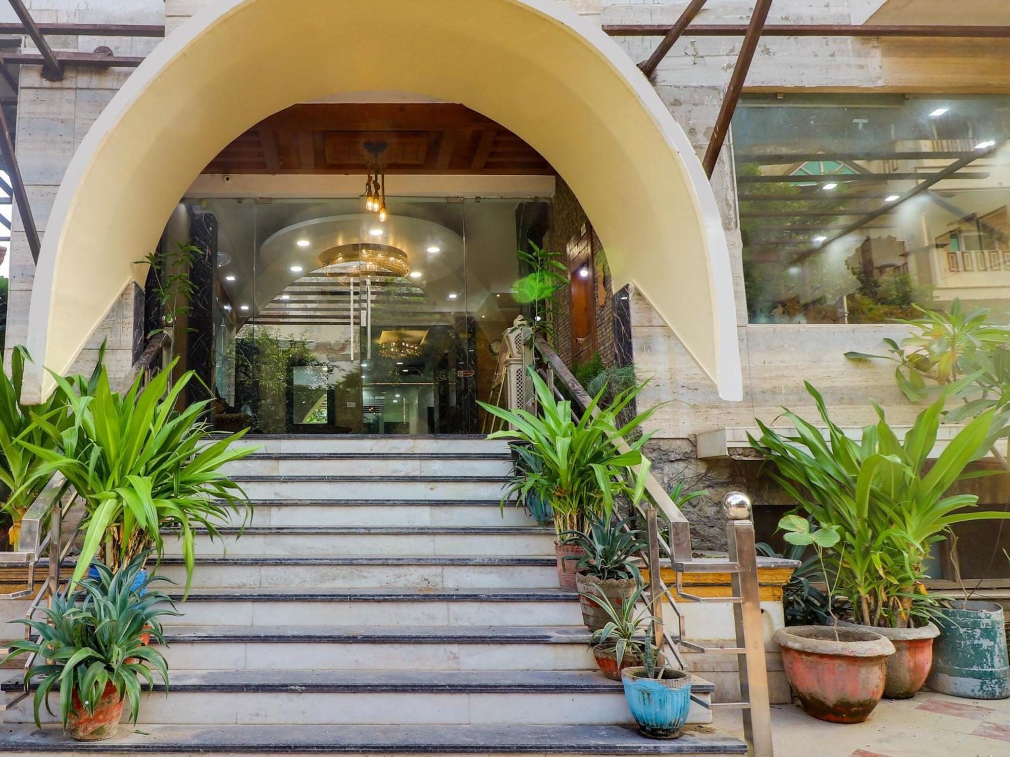 Oyo Flagship Hotel Rudra Palace Agra  Ngoại thất bức ảnh