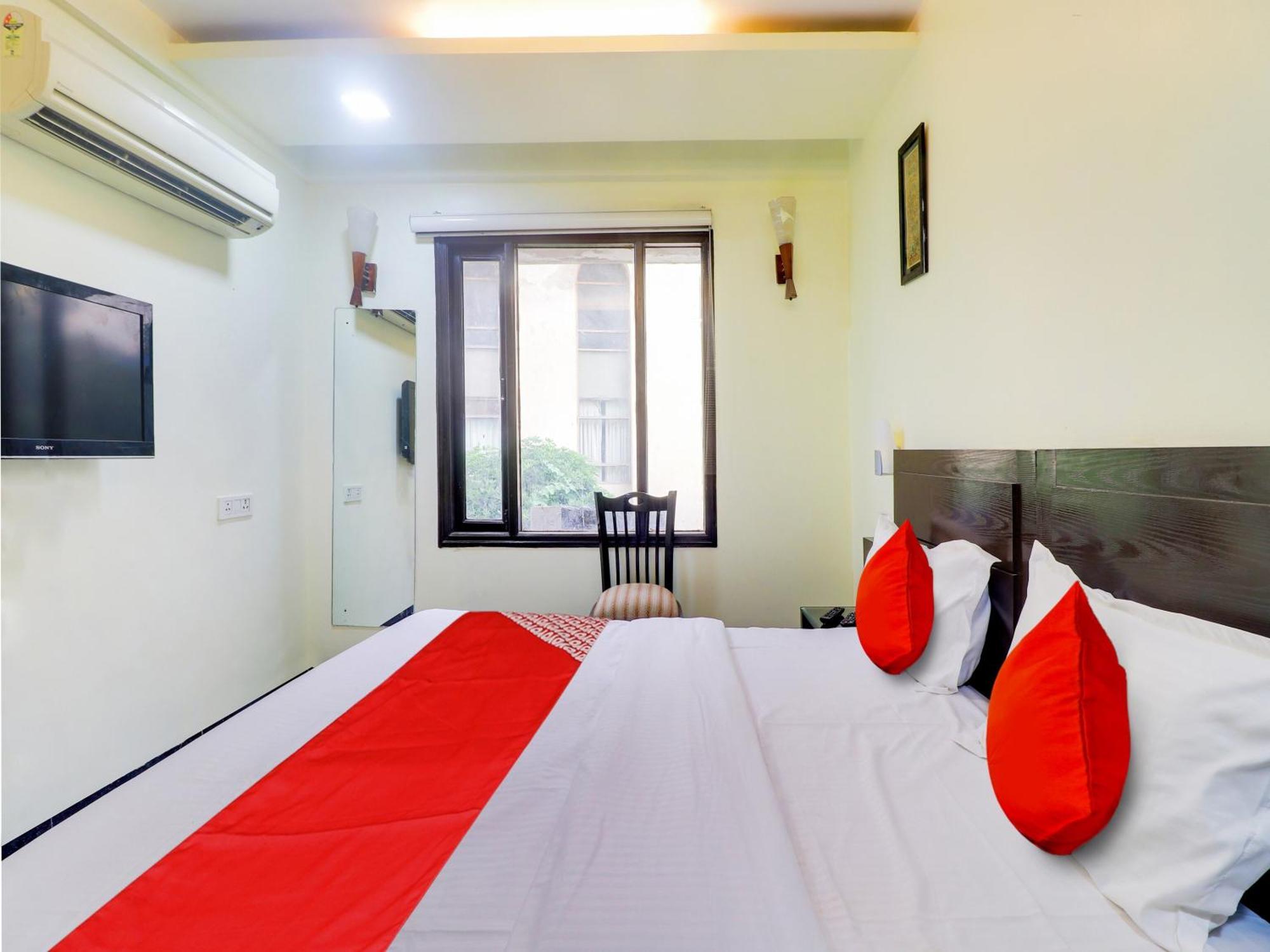 Oyo Flagship Hotel Rudra Palace Agra  Ngoại thất bức ảnh